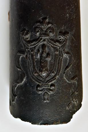 Ulomak dubrovačkog topa s likom sv. Vlaha
